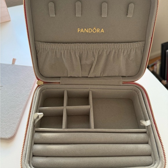 Authentic PANDORA Coral Pink Jewellery Box - Picture 4 of 7
